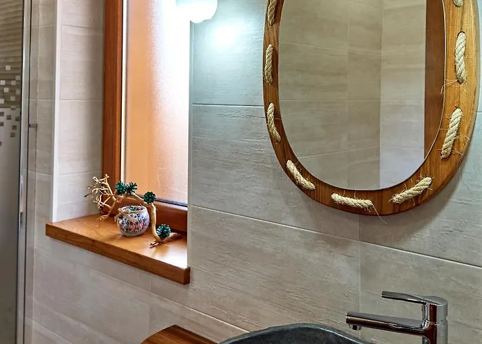 Cuenca Bucer 度假居 *